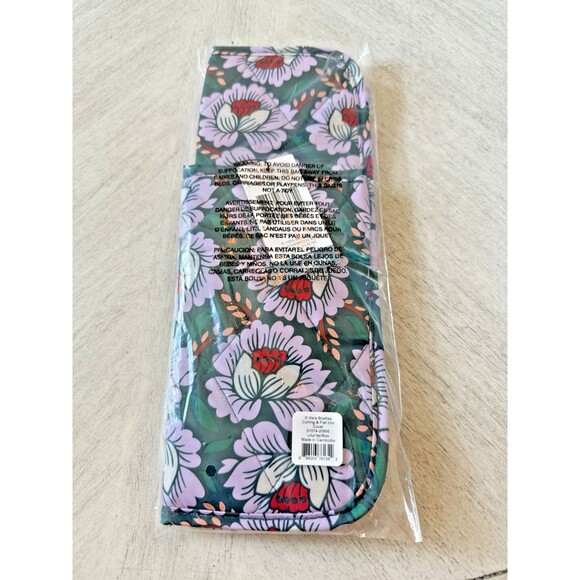 Vera Bradley Handbags - Vera Bradley Curling Iron Cover Lotus Sea Moss Ultralight Heat Resistant NWT